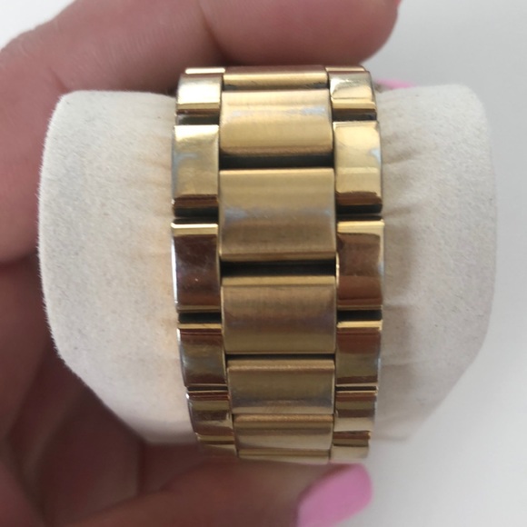 Michael Kors watch - Picture 2 of 3